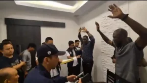 Penipu Black Dollar Wn Liberia Diciduk Polisi Saat Makan Di Jakbar